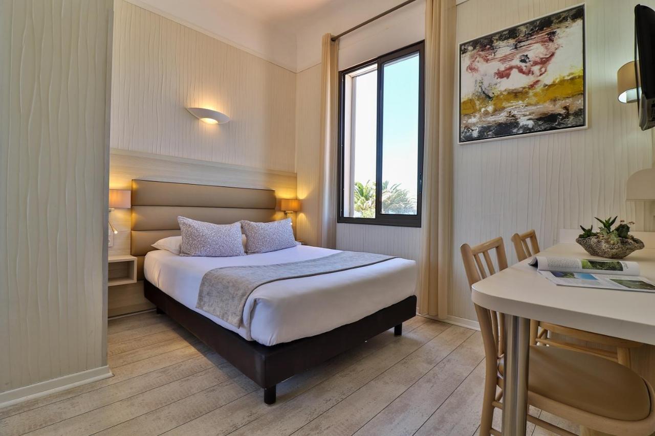 Golf Hotel Bandol Exteriör bild